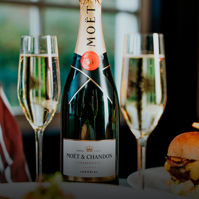 Wine & Drinks menu at The Oatlands Chaser