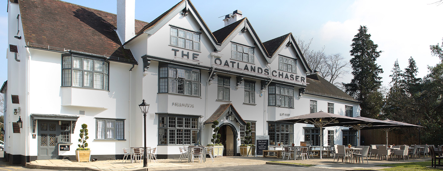 The Oatlands Chaser Pub & Restaurant in Weybridge, Surrey